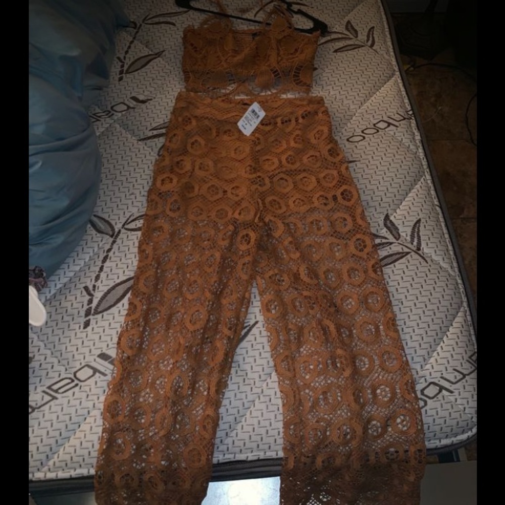 Windsor crochet crop top & pant SET